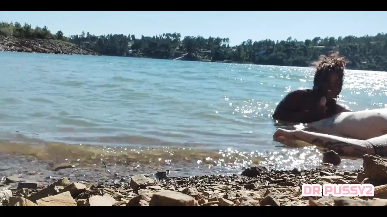 I Sucked the Tattooed Dick in the Water in Front of All the Tourists Who Was Rided by Boat at the Late Afternoon